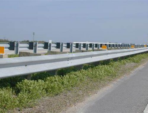 Harga Guardrail Murah Permeter Galvanis Hotdeep Tebal 4,5mm Untuk Jalan Umum